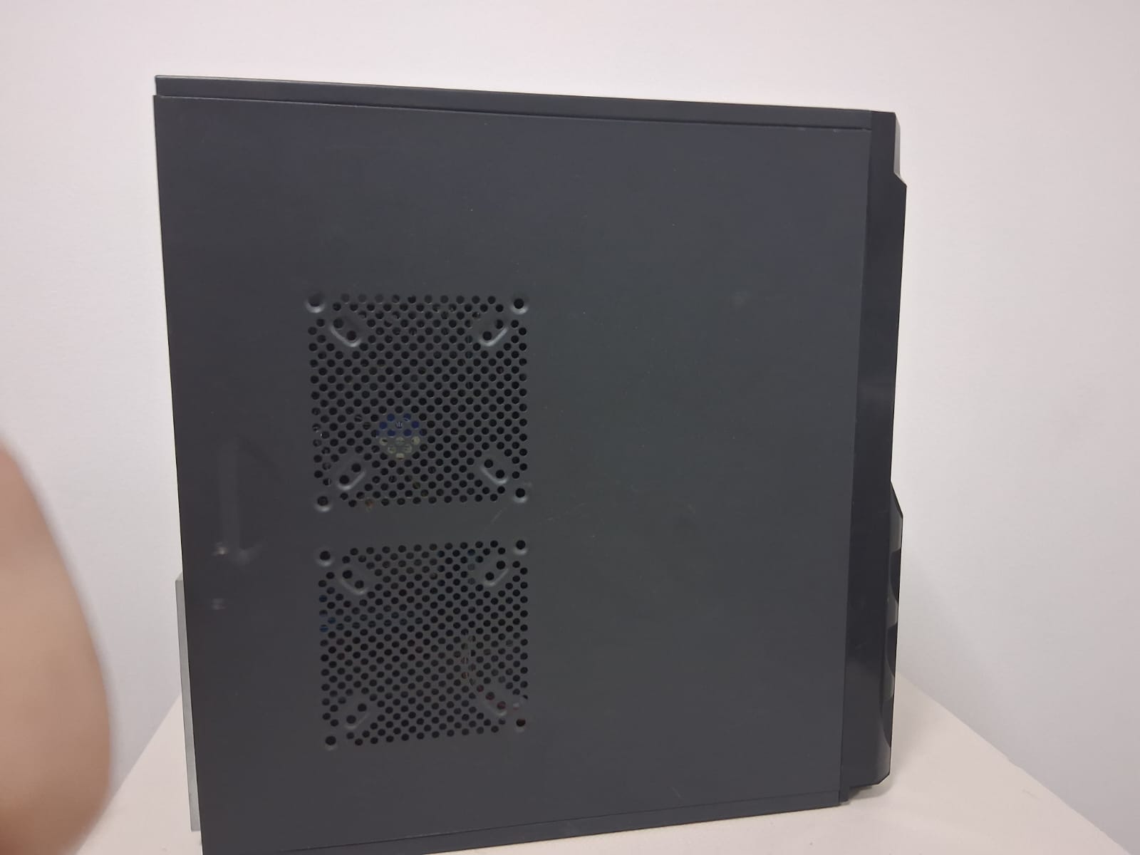 PC I7 8 GB SSD 240 + Placa de video off Board - Imagem 4